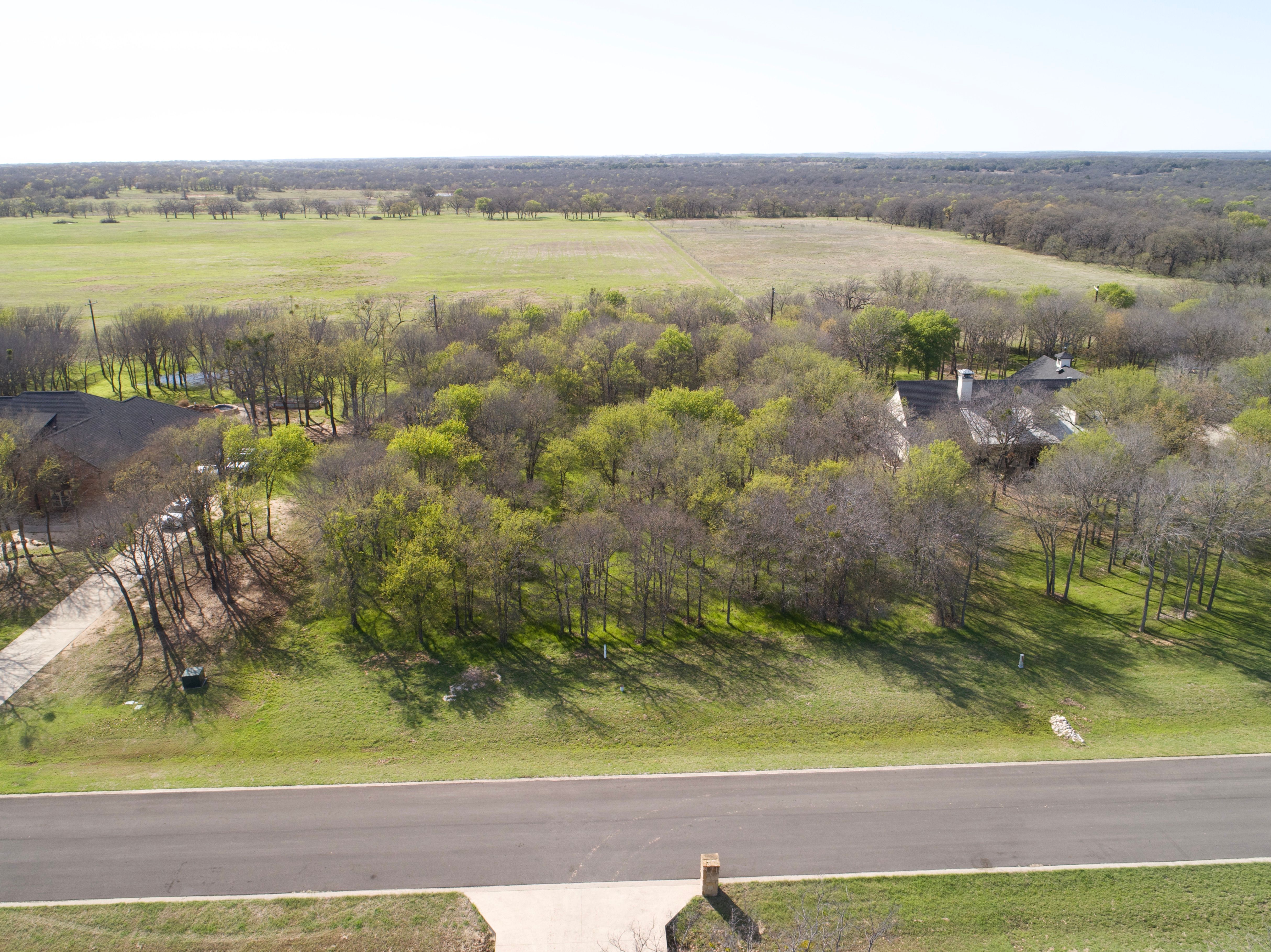 352 Sugartree Circle Lipan TX 76462