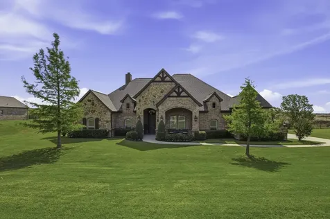 10700 San Simeon Lane Fort Worth TX 76179