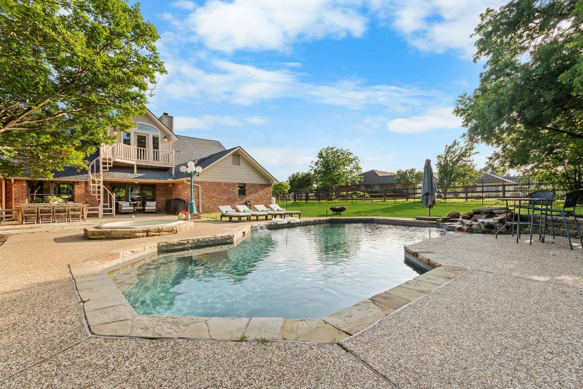 175 Oak Trail Drive Double Oak TX 75077