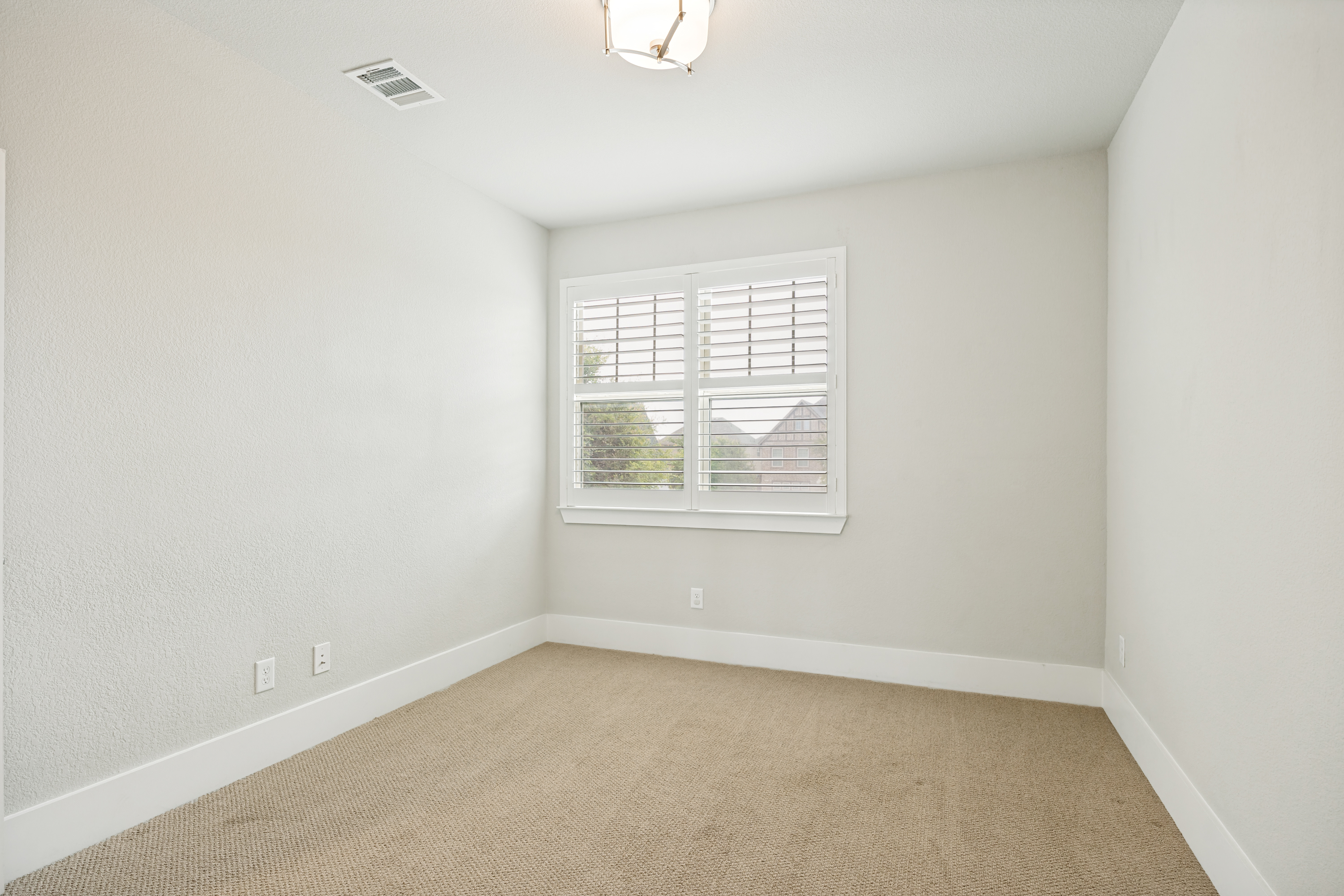 17617 Crabapple Court Dallas TX 75252