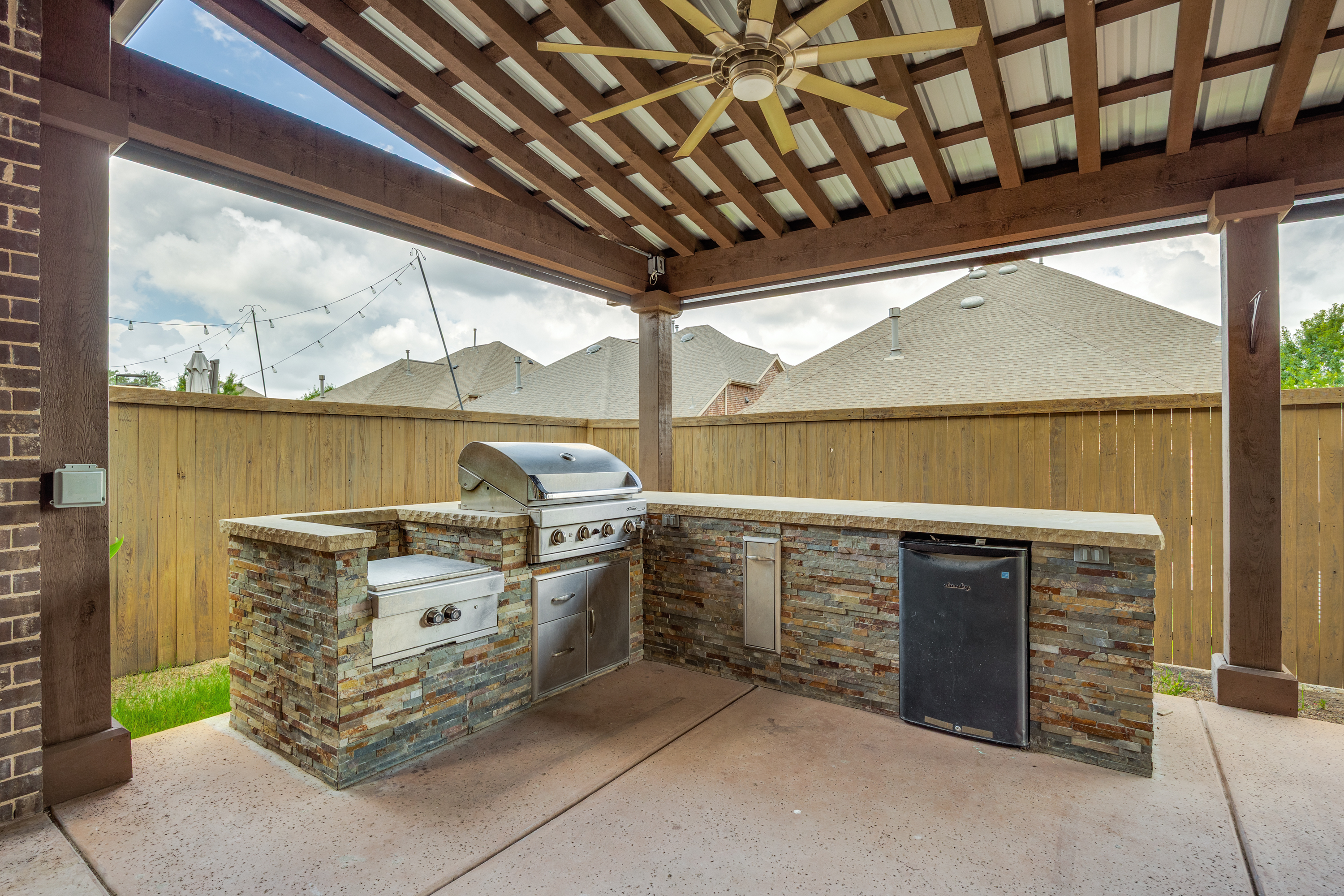 17617 Crabapple Court Dallas TX 75252