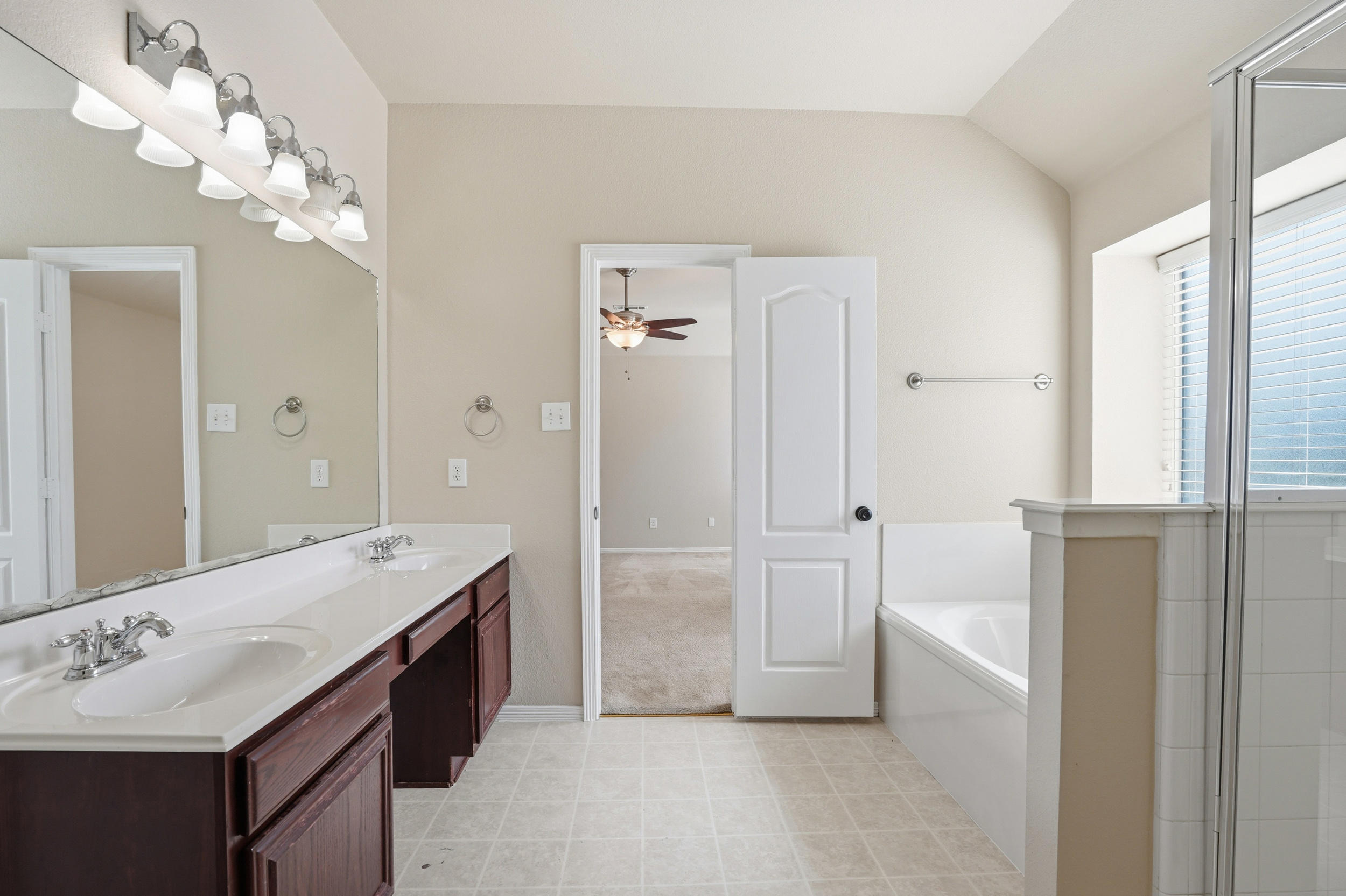7229 Muirfield Drive Cleburne TX 76033