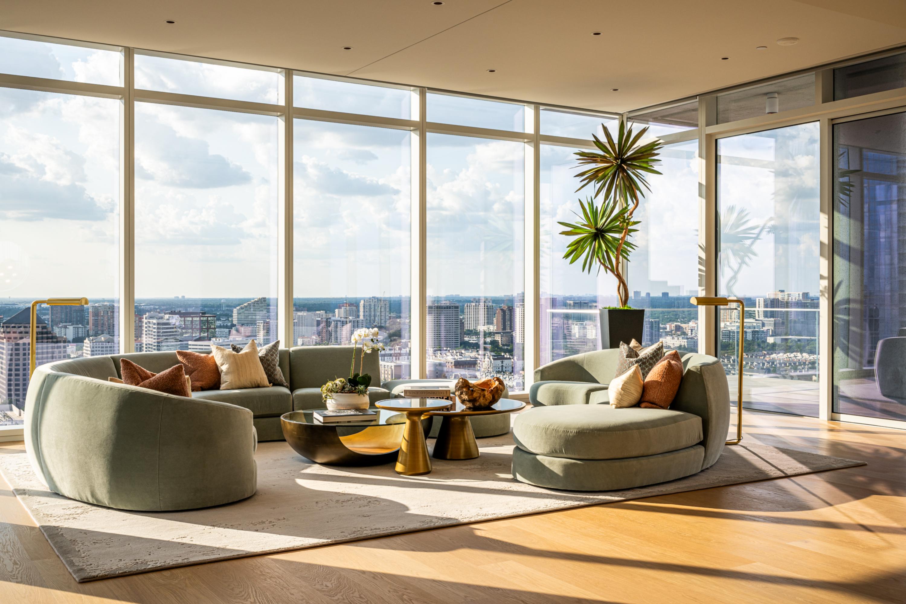 1747 Leonard Street Dallas TX 75201