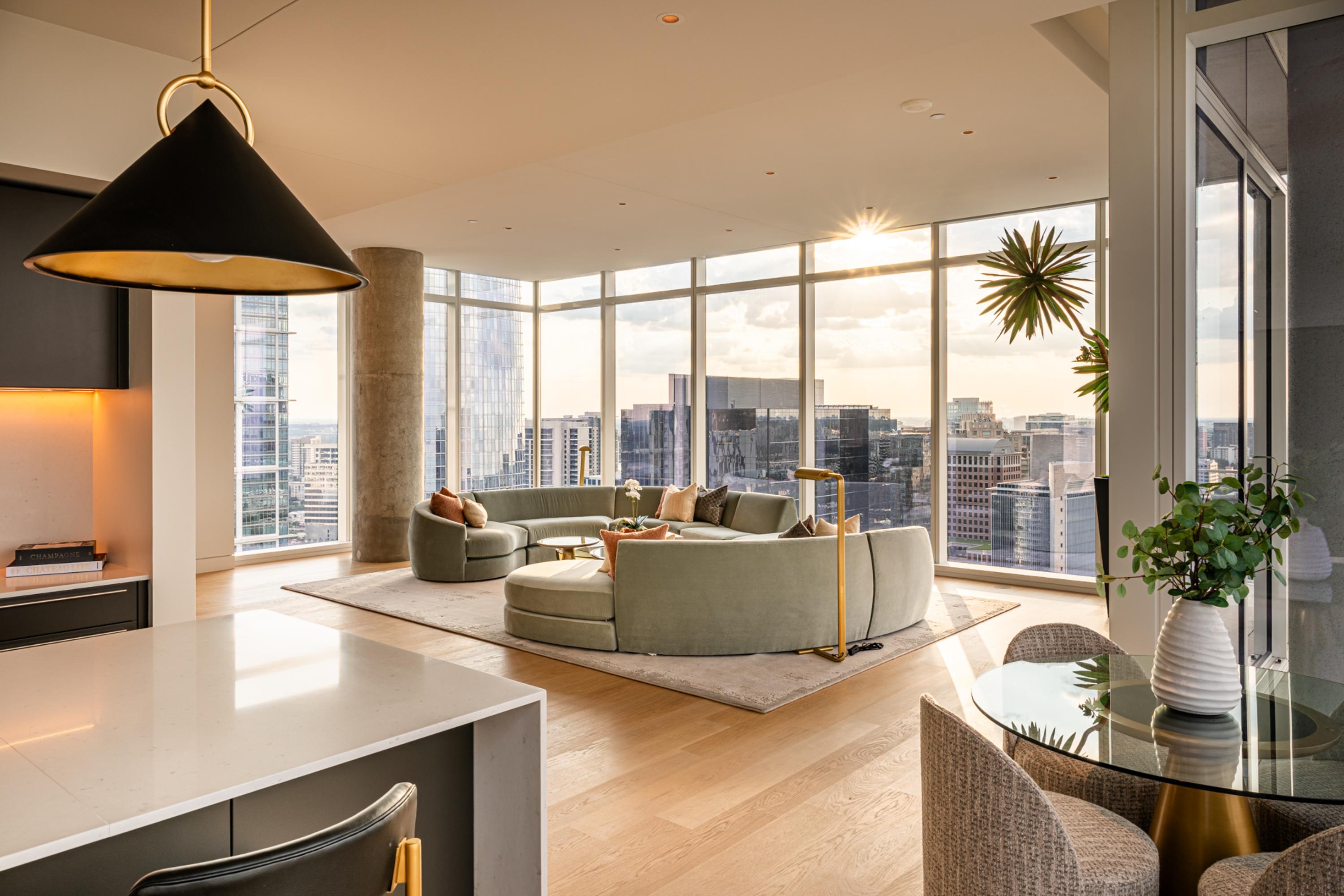 1747 Leonard Street Dallas TX 75201