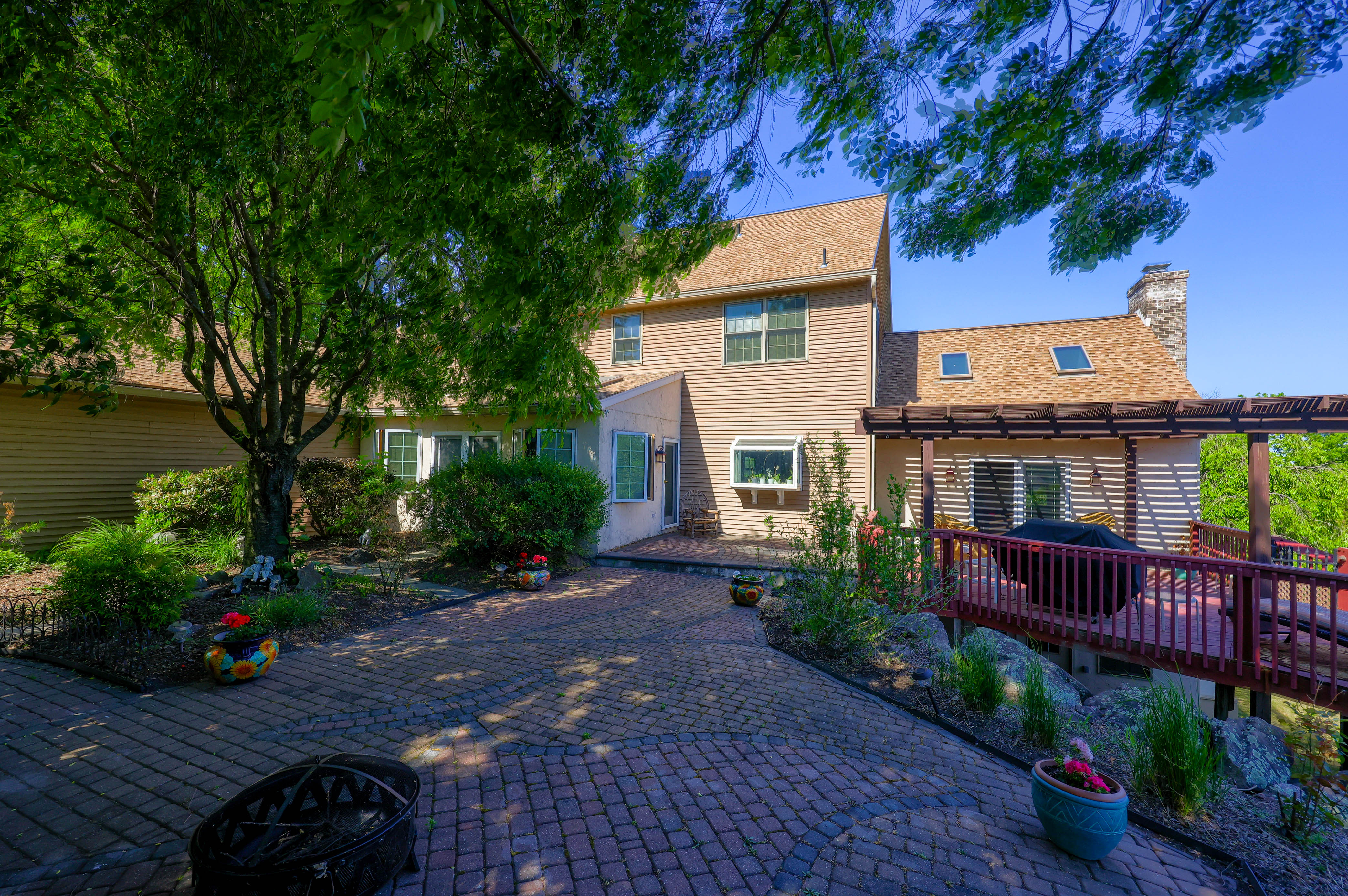 310 Mail Route Sinking Spring PA 19608