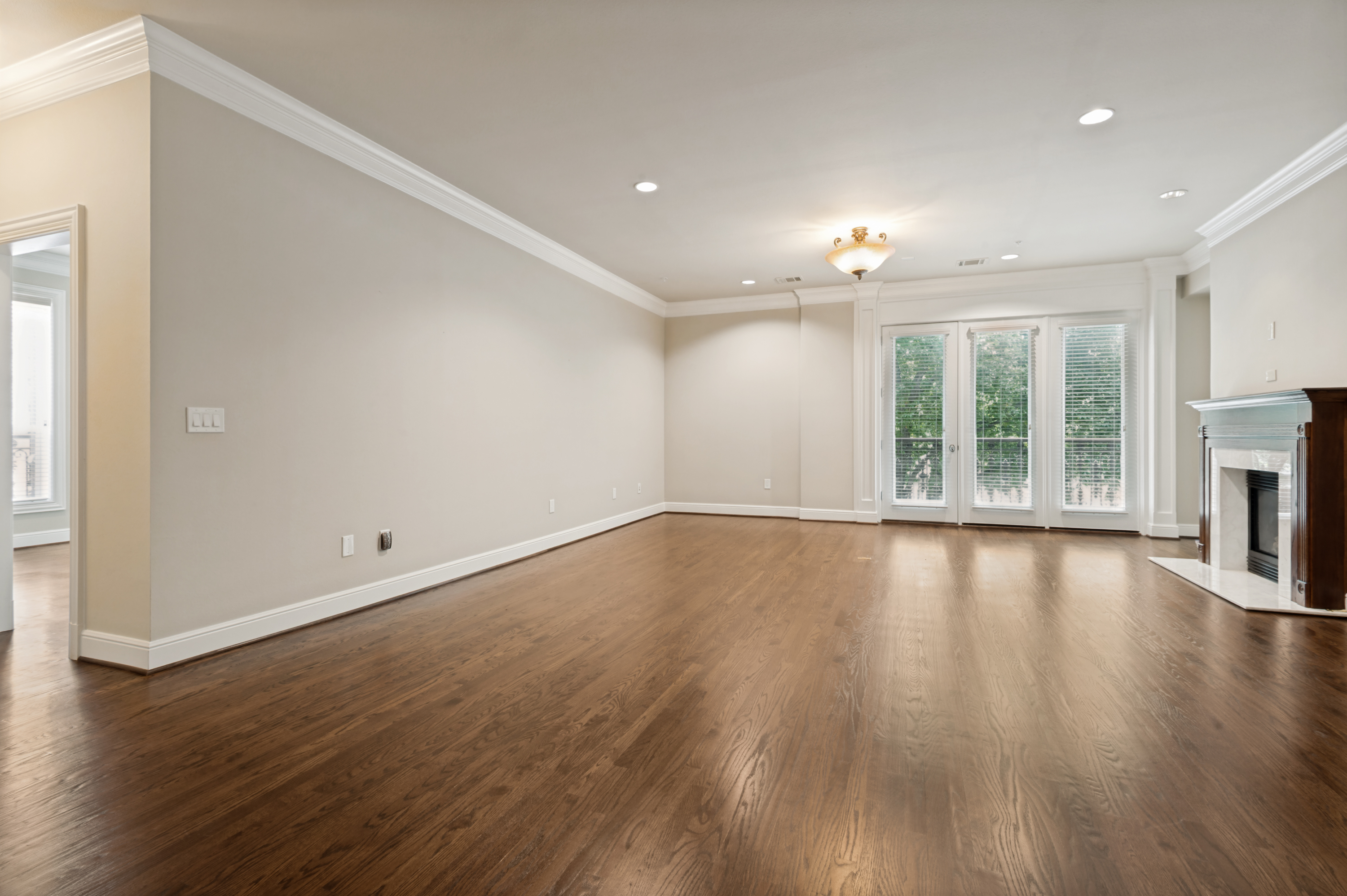 6615 Bandera Avenue Dallas TX 75225