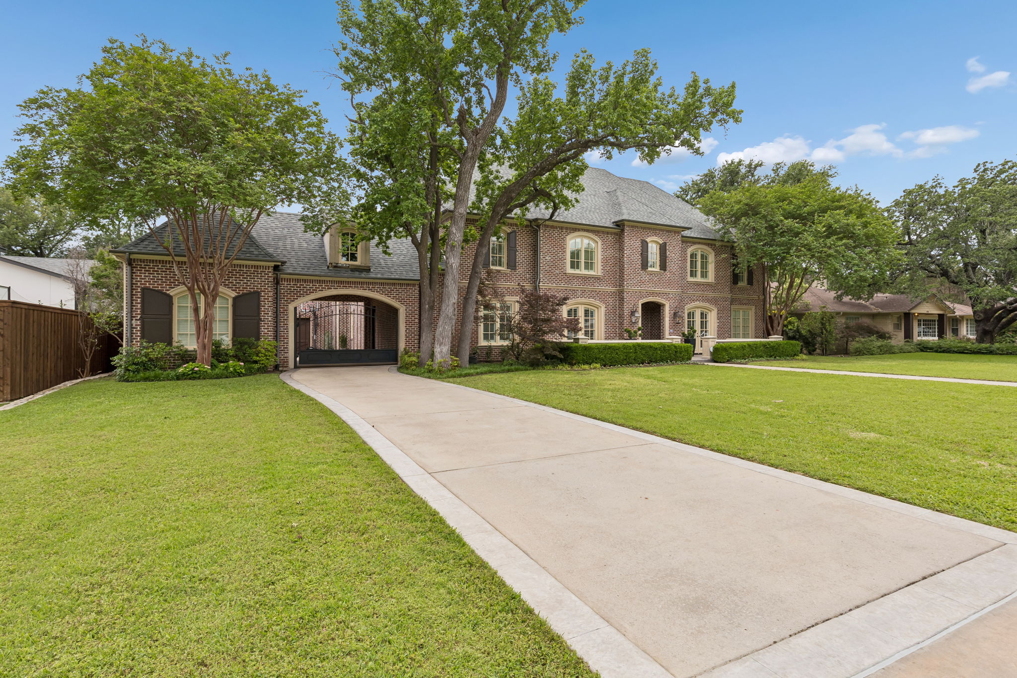 4234 Williamsburg Road Dallas TX 75220