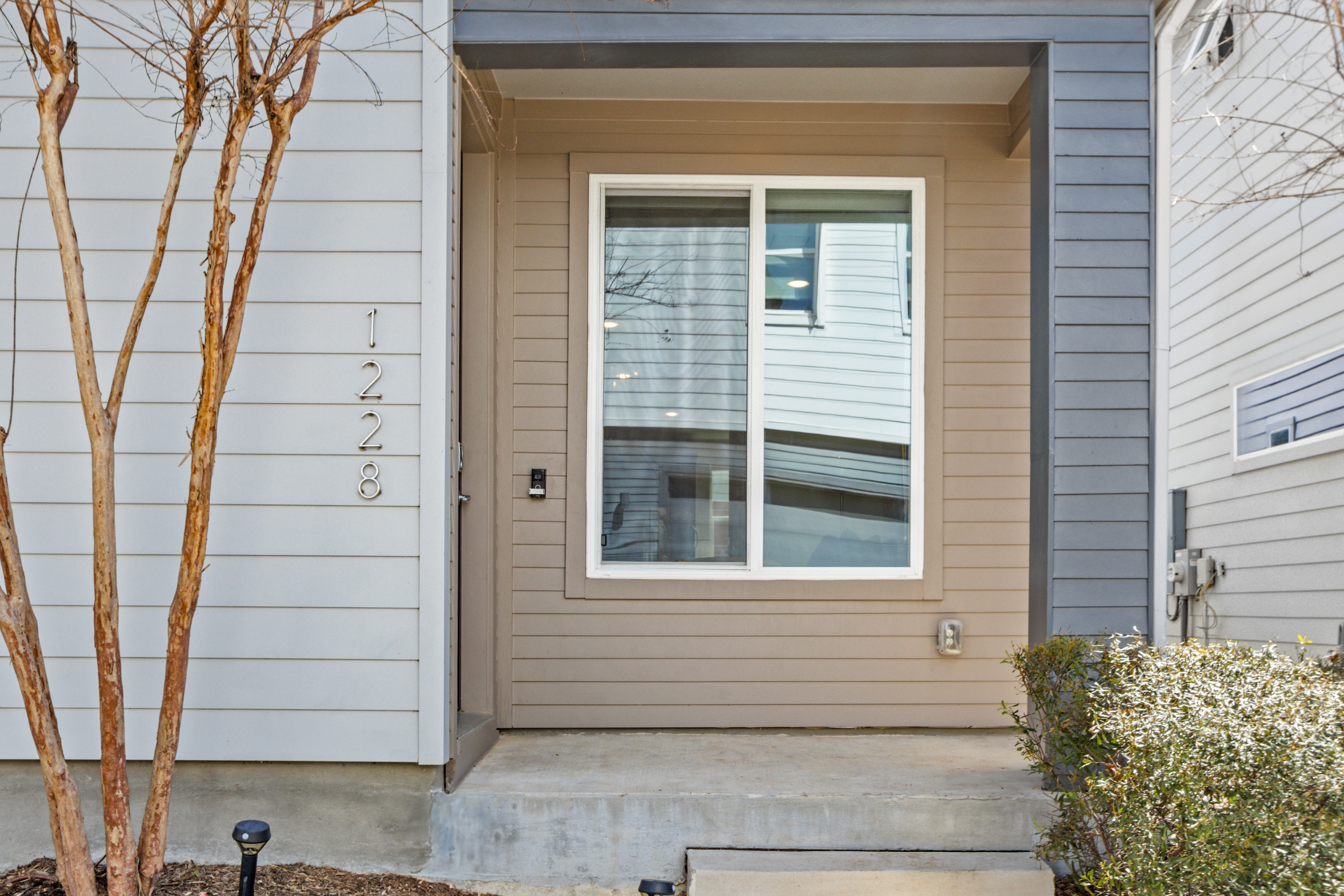1228 Clifftop Lane Dallas TX 75208