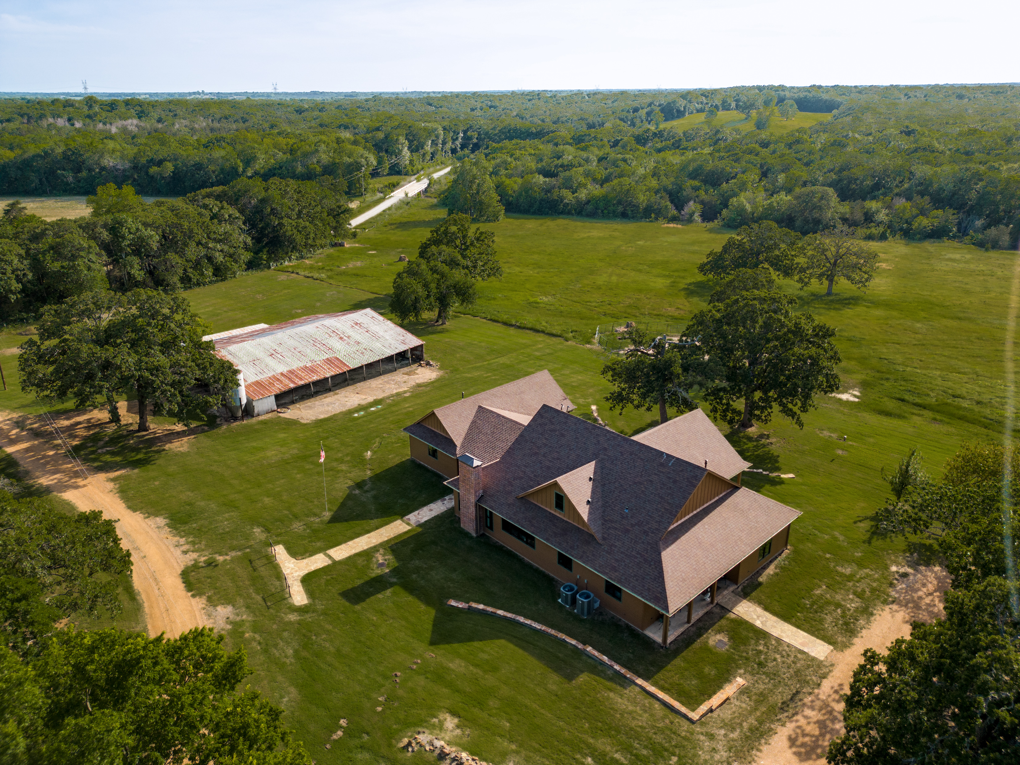 1955 County Road 2980 Windom TX 75492