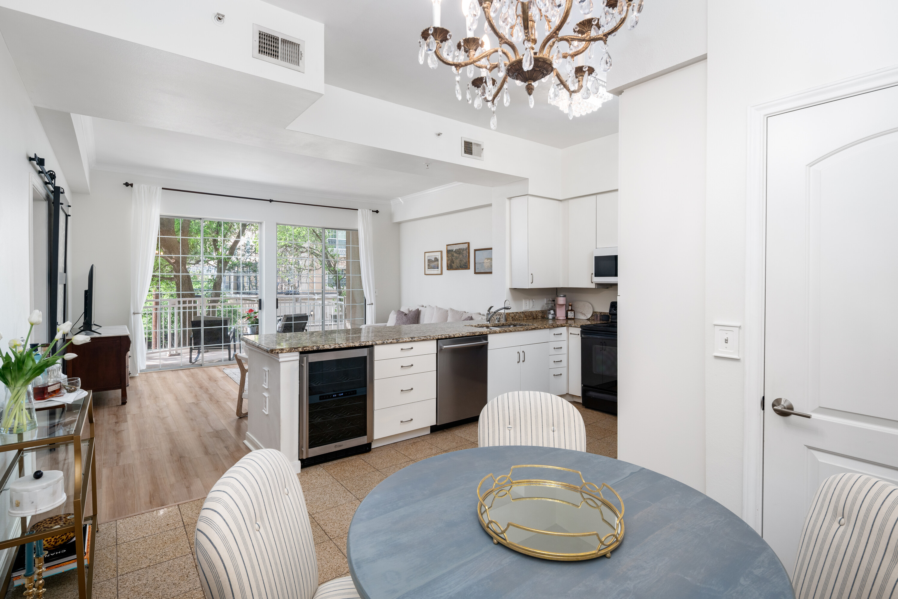 3225 Turtle Creek Boulevard Dallas TX 75219