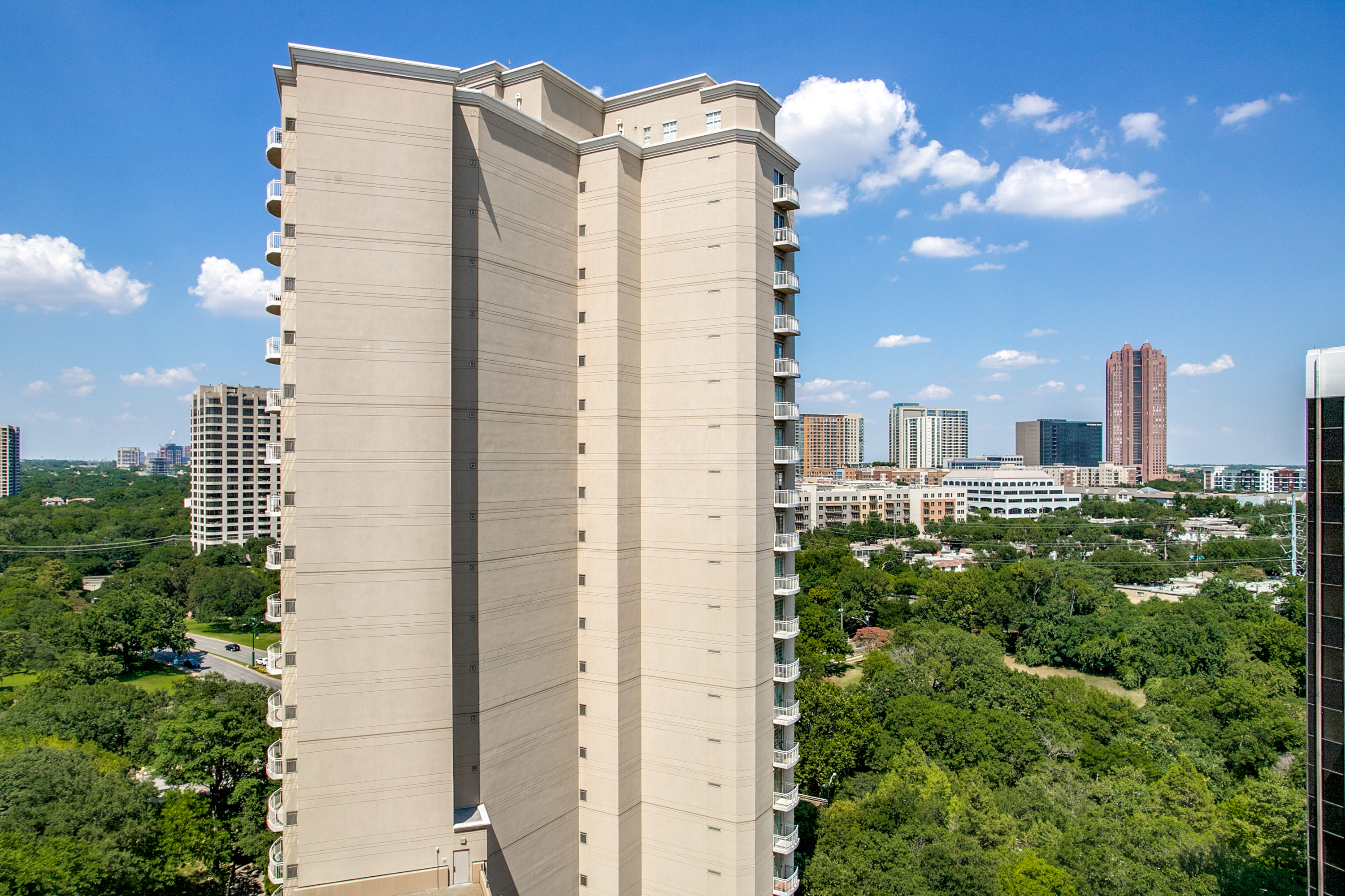3225 Turtle Creek Boulevard Dallas TX 75219