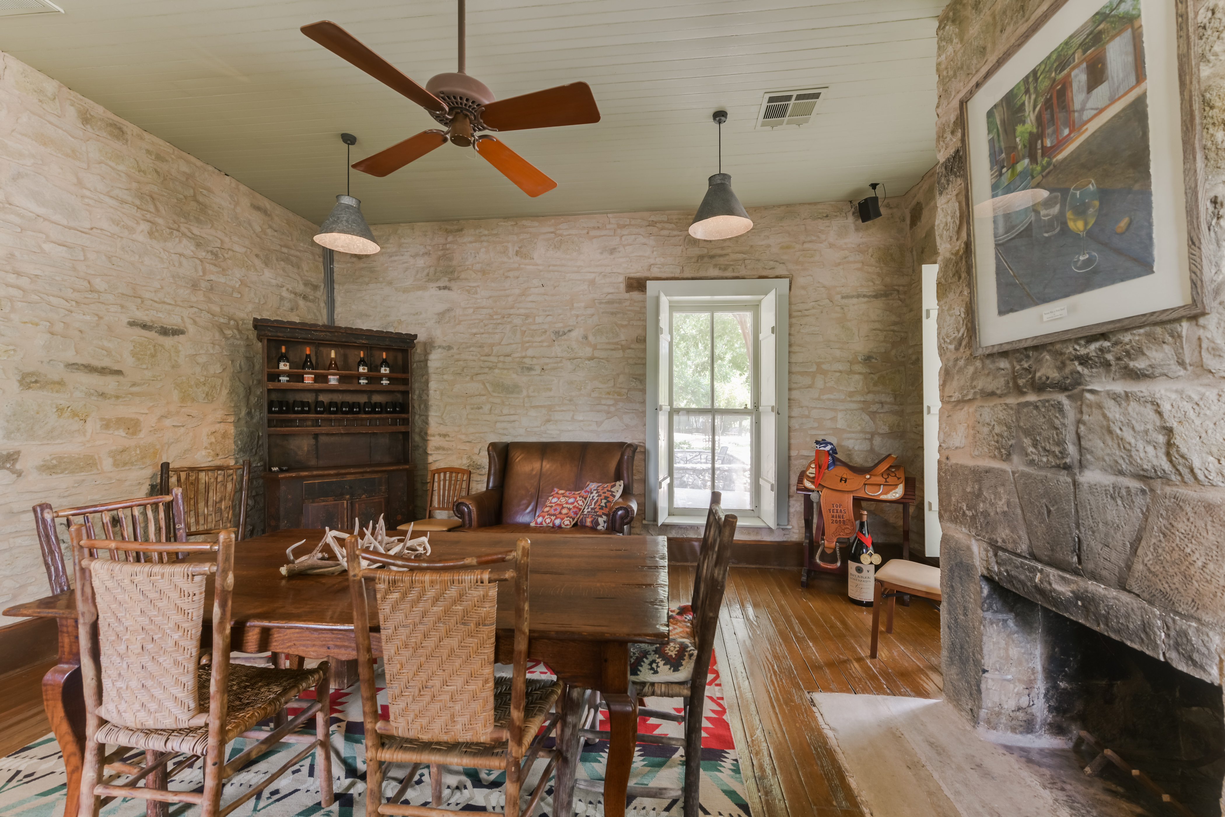802 S Austin Street Comanche TX 76442