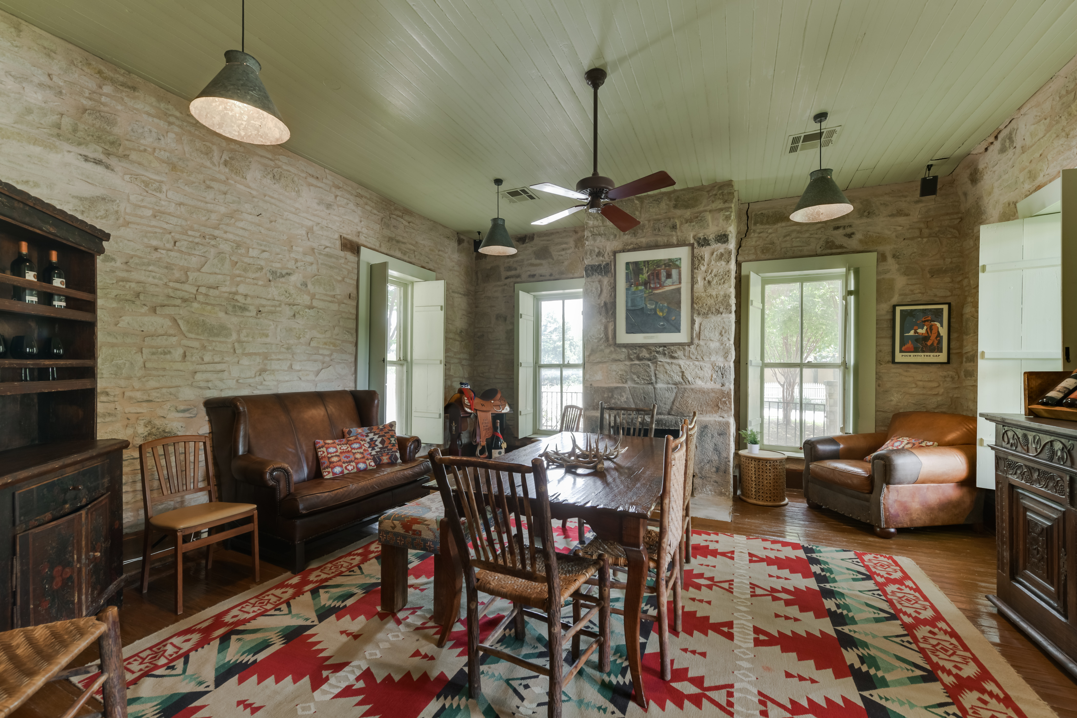 802 S Austin Street Comanche TX 76442