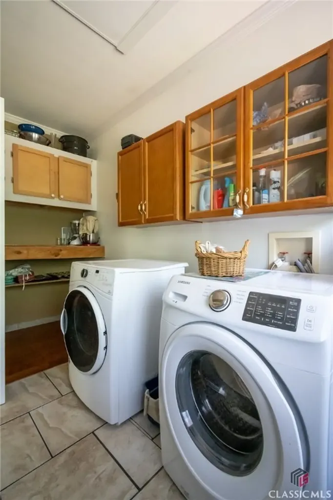 1079 Hardeman Farm Road Carnesville GA 30521