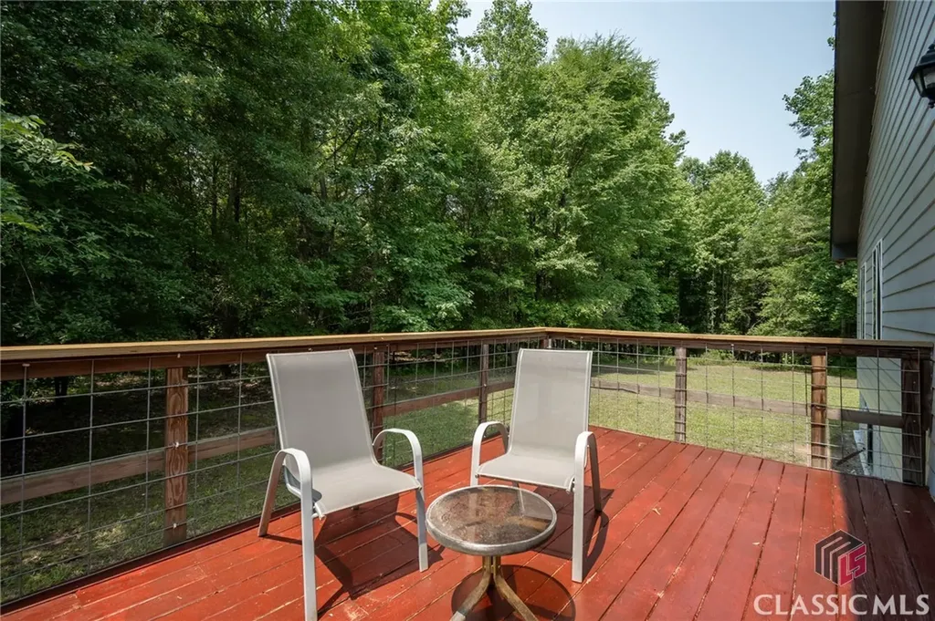 1079 Hardeman Farm Road Carnesville GA 30521