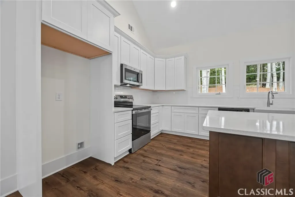 177 Hancock Way Baldwin GA 30511