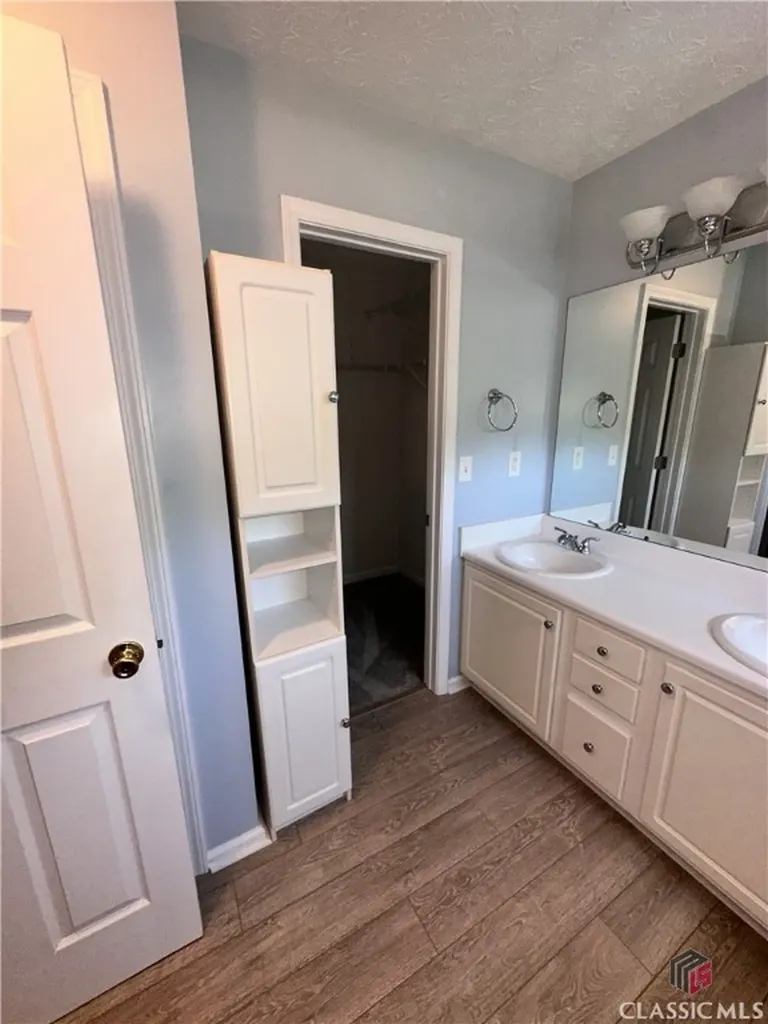 6241 Saturn Drive Flowery Branch GA 30542