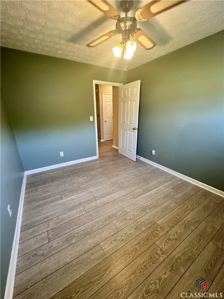 6241 Saturn Drive Flowery Branch GA 30542