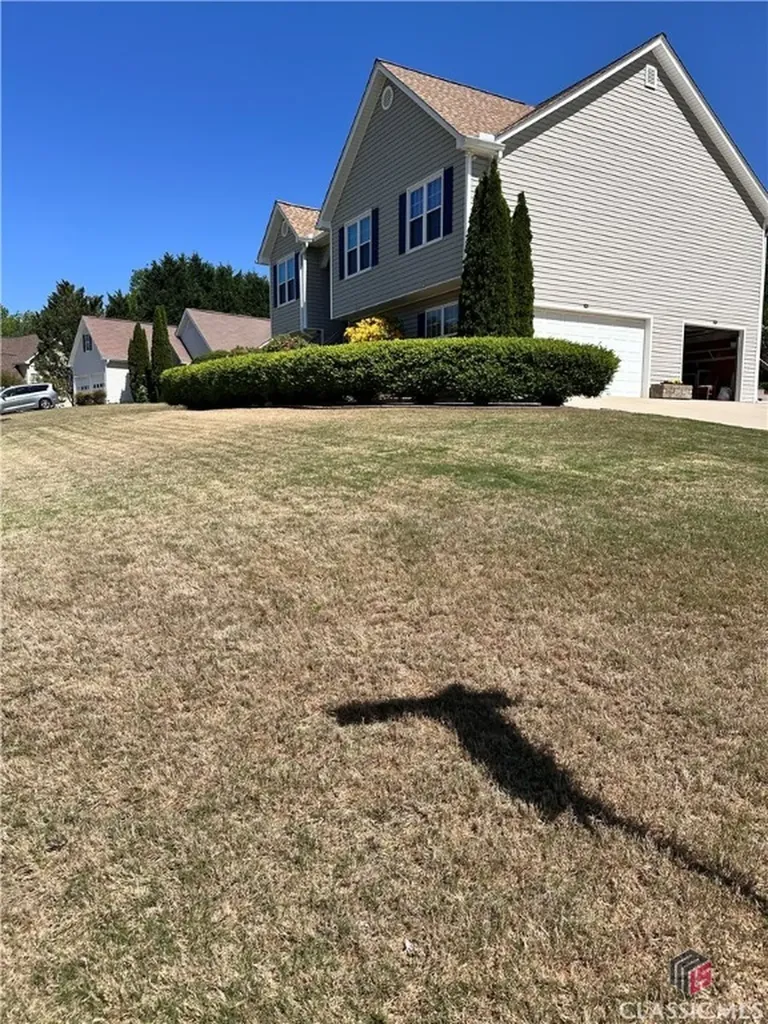 6241 Saturn Drive Flowery Branch GA 30542