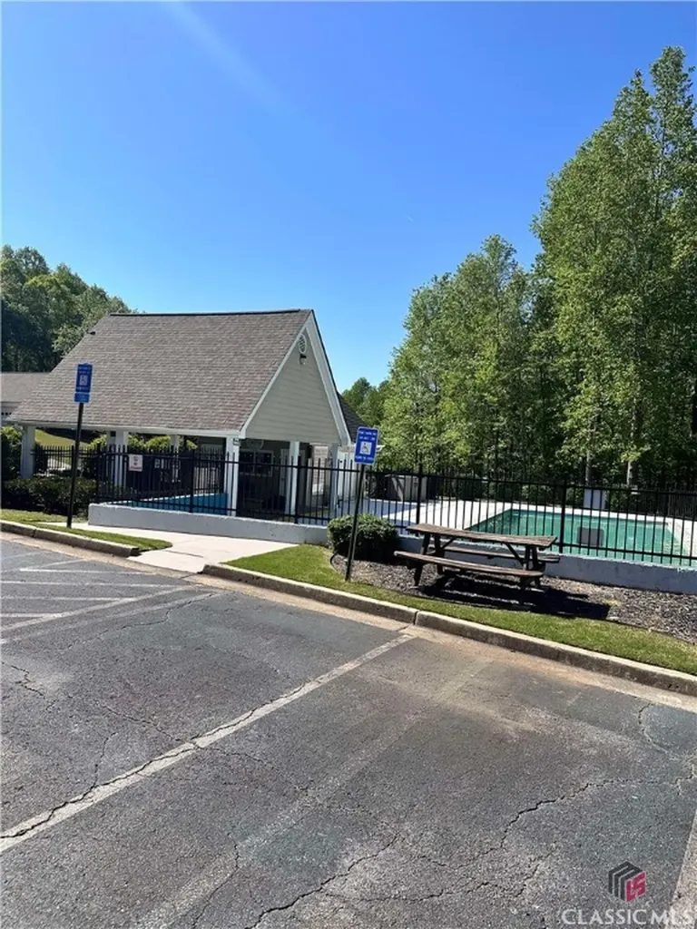 6241 Saturn Drive Flowery Branch GA 30542