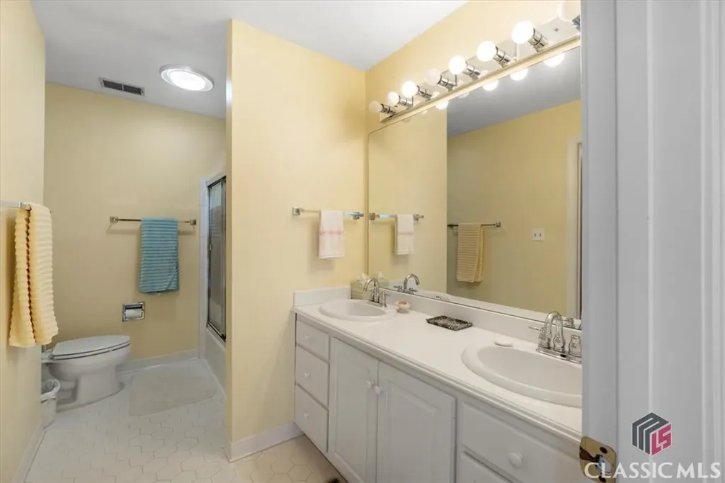 155 Fox Trace Athens GA 30606