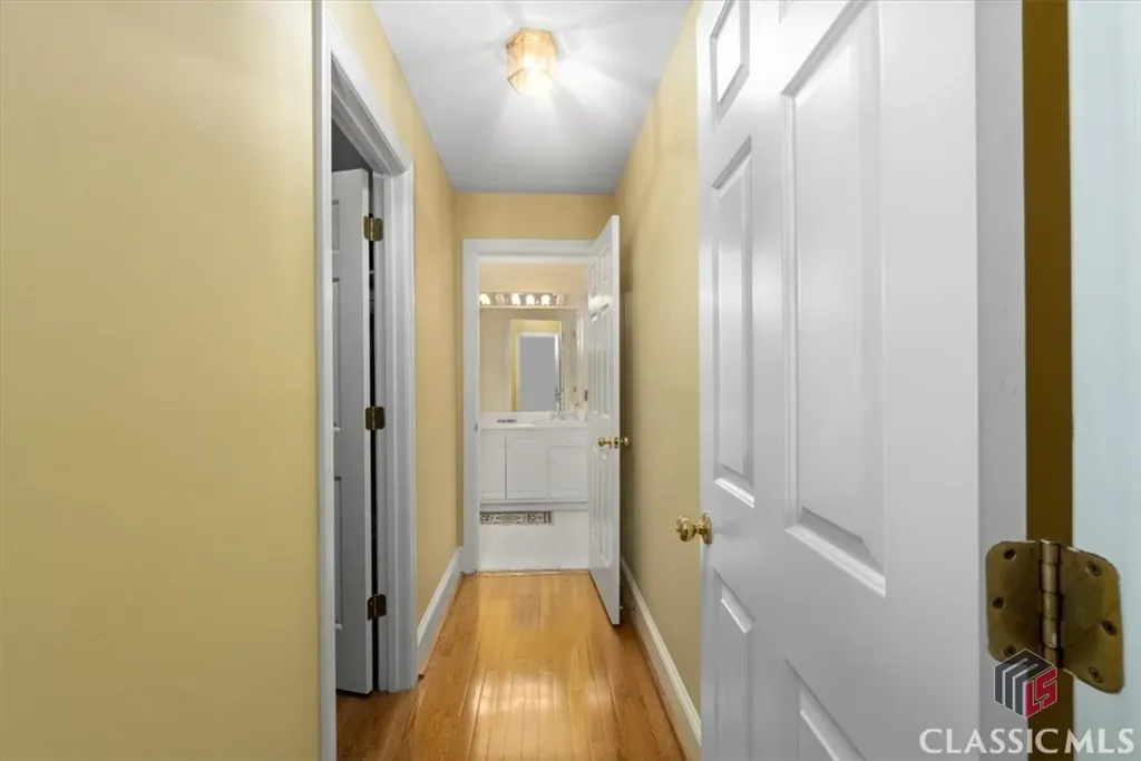 155 Fox Trace Athens GA 30606