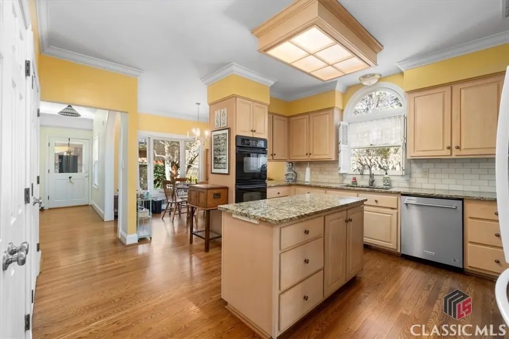 155 Fox Trace Athens GA 30606