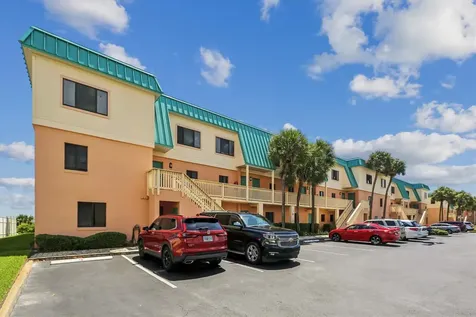 6100 A1a S 512 St Augustine FL 32080