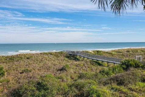 6100 A1a S 512 St Augustine FL 32080