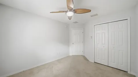 5260 Collins Road Jacksonville FL 32244