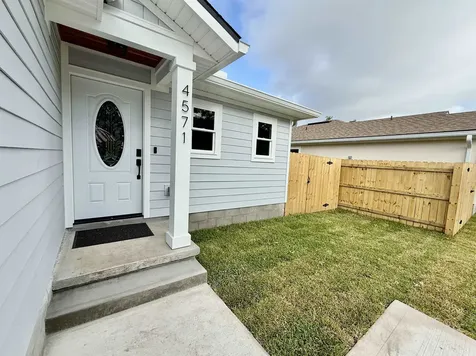 4571 Sixth Avenue St Augustine FL 32095