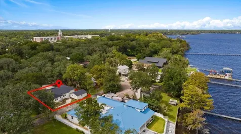 708 Myrtle Avenue Green Cove Springs FL 32043