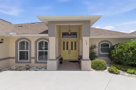 13 College Court Palm Coast FL 32137