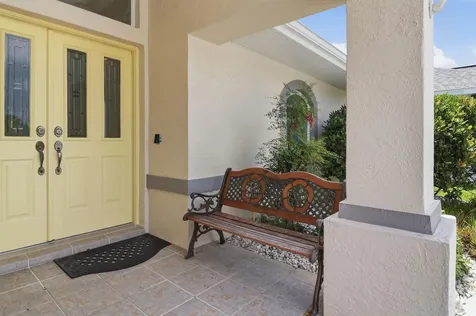 13 College Court Palm Coast FL 32137