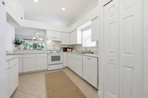 272 N Sea Woods Drive St Augustine FL 32080