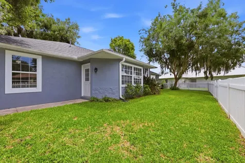241 Crystal Cove Drive Palatka FL 32177