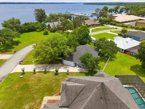 241 Crystal Cove Drive Palatka FL 32177