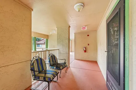 99 Broad River Place Welaka FL 32193