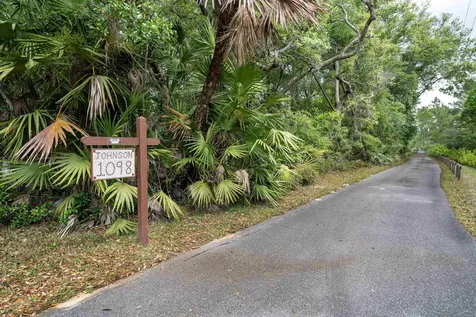 1098 Cherry Tree Road St Augustine FL 32086