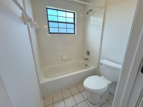 2086 Magnus Lane Jacksonville FL 32246