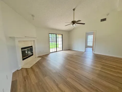 2086 Magnus Lane Jacksonville FL 32246