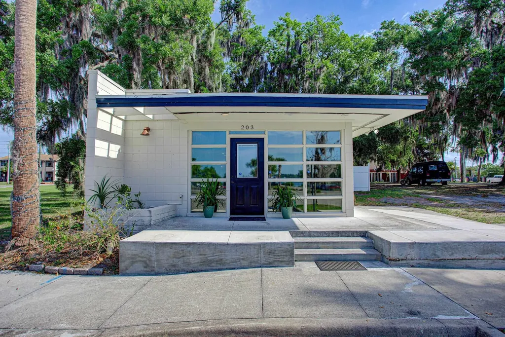 203 Laurel Street Palatka FL 32177