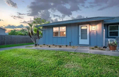 122 Rio Del Mar Street St Augustine FL 32080