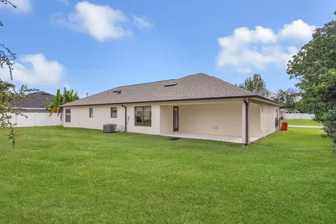 11 Lytton Lane Palm Coast FL 32137