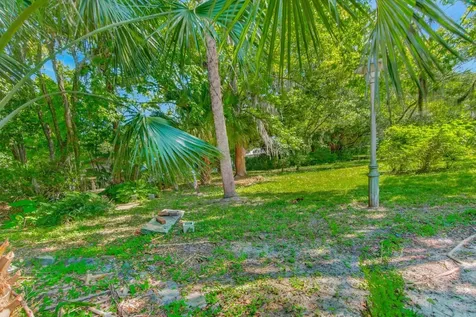 222 Holden Road Palatka FL 32177