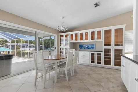 21 S Crescent Court Palm Coast FL 32137