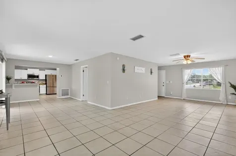 330 Shores Boulevard St Augustine FL 32086