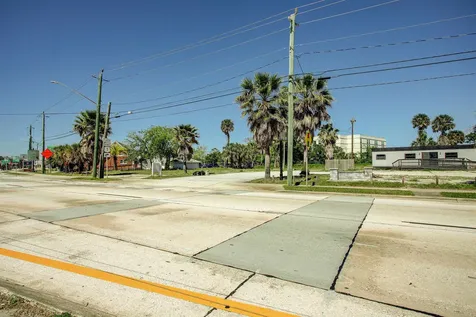 303 S Ponce De Leon St Augustine FL 32084