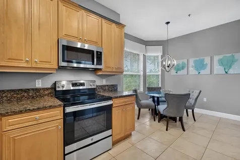 35 Ocean Crest Way Palm Coast FL 32137-5674