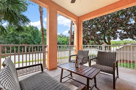 35 Ocean Crest Way Palm Coast FL 32137-5674